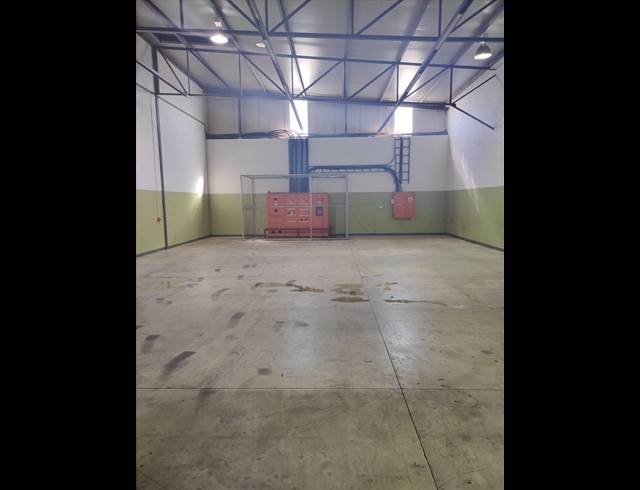 620M² WAREHOUSE TO LET IN BEACONVALE